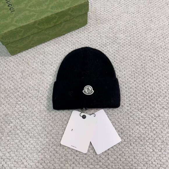 Moncler Black Beanie Hat - Picture 1 of 1